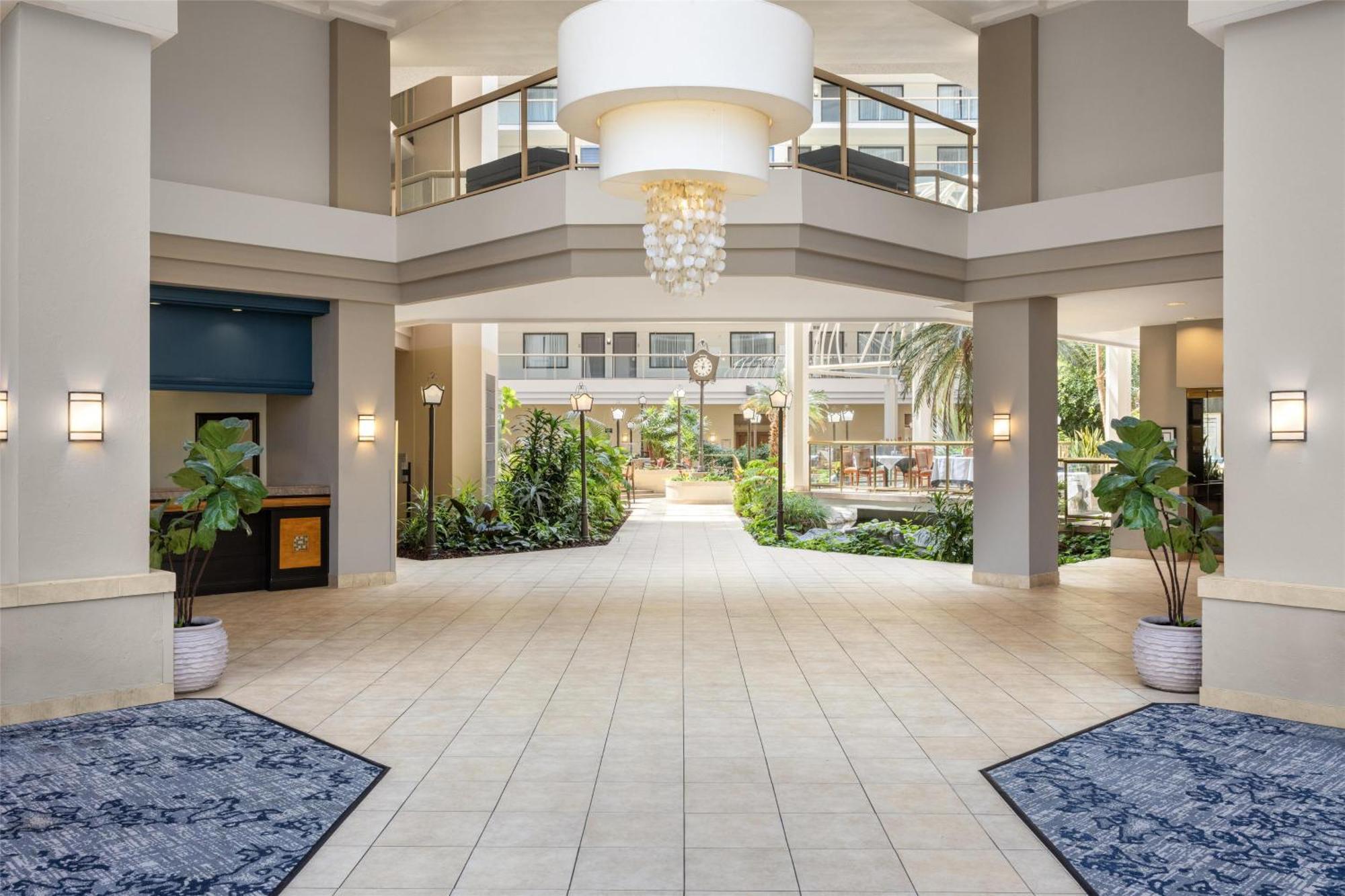 Embassy Suites Birmingham Exterior photo